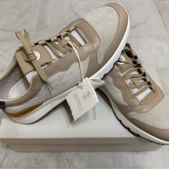 NEW! $1095 Brunello Cucinelli Men’s Leather Suede Tan and Cream Sneakers 43 9.5